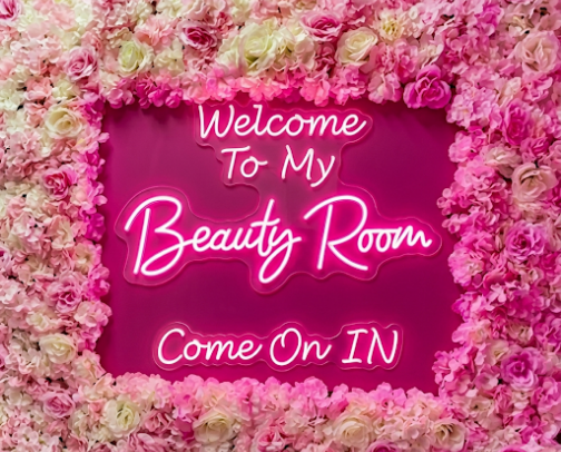 Top Makeup Brands For Women Over 40 cover photo collage