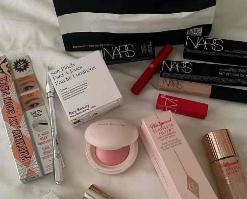 Make up cover photo collage