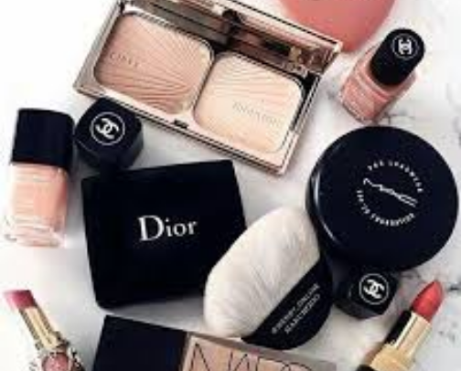 The best high-end makeup for the girls that don't mind the price tag cover photo collage