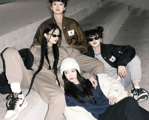 Women's Section 🩷 cover photo collage