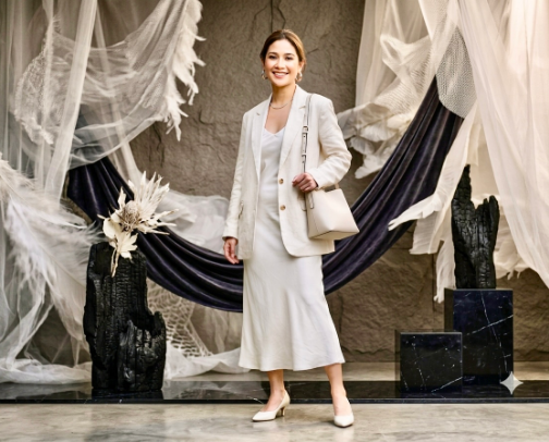 Effortless Elegance: Mastering the Cloud Dancer Aesthetic cover photo collage