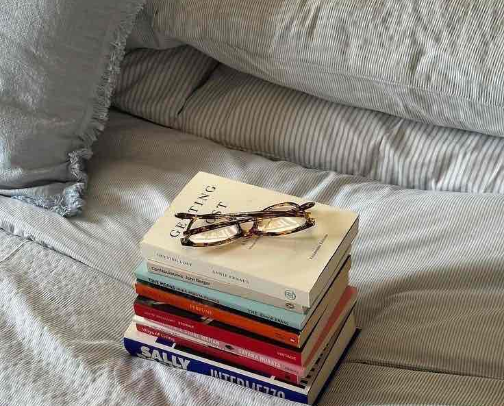 Book recommendations ✨ cover photo collage