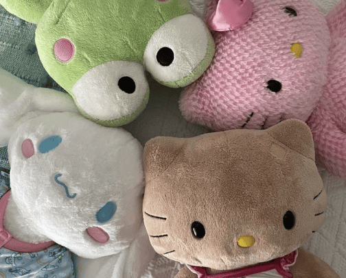 • cute sanrio stuff <3 cover photo collage