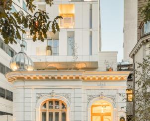 Hotelul RosettiHotel în centrul orașului, la mică distanță de Palatul Parlamentului cover photo collage