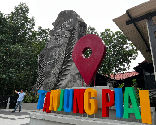🌴 Best Places to Visit in Pontian,Johor, Malaysia cover photo collage