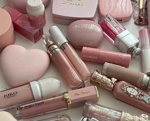 my everyday makeup routine🎀 cover photo collage
