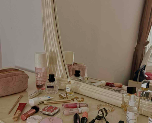 Clean Girl Makeup 💋 cover photo collage