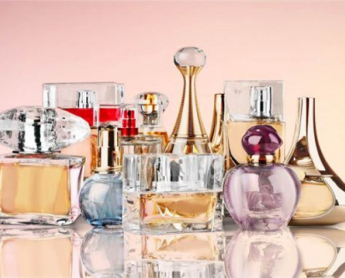 perfumes cover photo collage