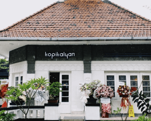 Kopi Favourite di Surabaya cover photo collage