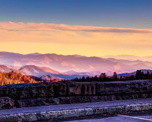 Atlanta to Pigeon Forge: make the most of your road trip cover photo collage