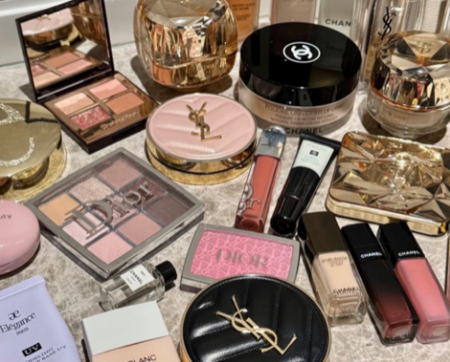 Make up cover photo collage