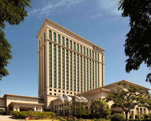 Best Hotel for Travellers in Cebu cover photo collage