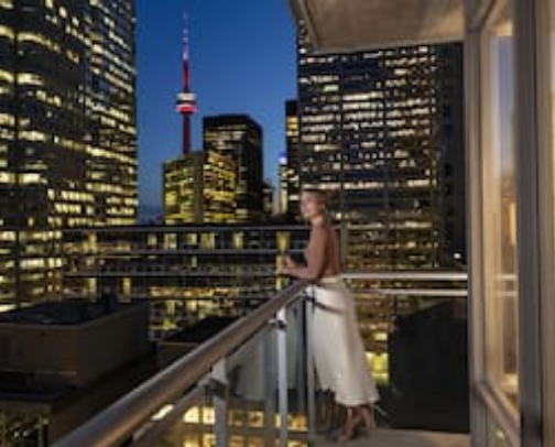DOWN TOWN TORONTO IN A DAY WHERE TO STAY EAT AND EXPLORE cover photo collage