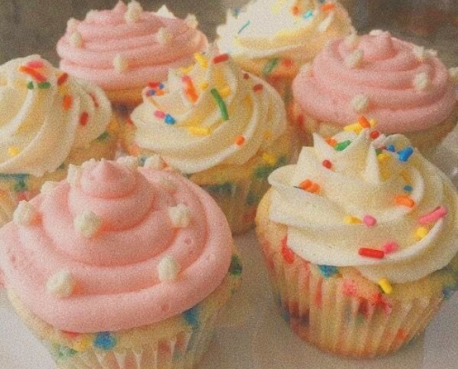 how to smell like a cake 🍰🎀 cover photo collage