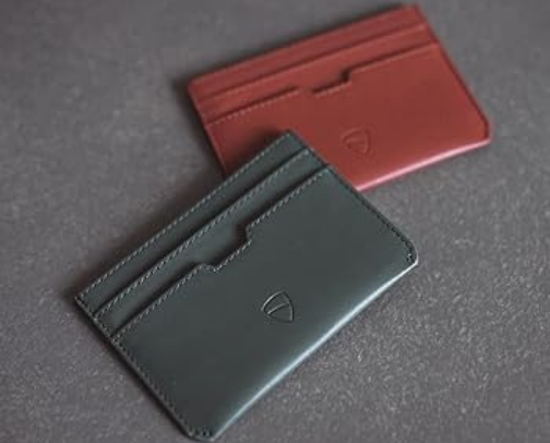 Must-Haves for Every Woman in her Purse cover photo collage