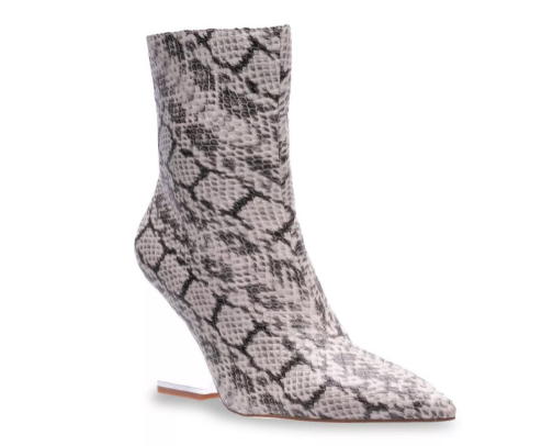 Styish Shoes cover photo collage