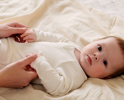 Easy Reads for Sustainable Baby Clothes plus Trusted Products cover photo collage