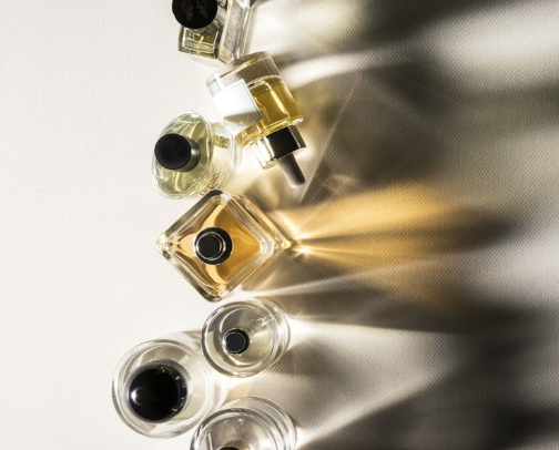 The most complimented perfumes, by seasons cover photo collage