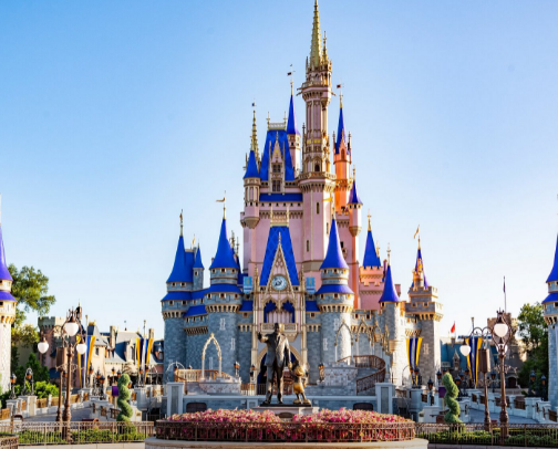 Disney Must-Haves From a Florida Resident & Annual Passholder As a Florida resident and Disney annual passholder, these are the must-haves I pack for every park day. They help with heat, rain, long walks, and everything that comes with going to Disney often cover photo collage