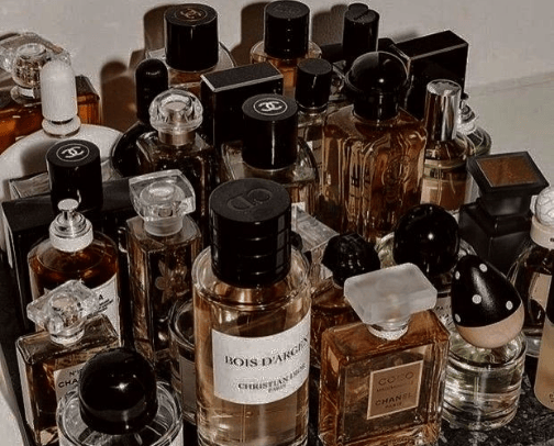 Perfumes cover photo collage