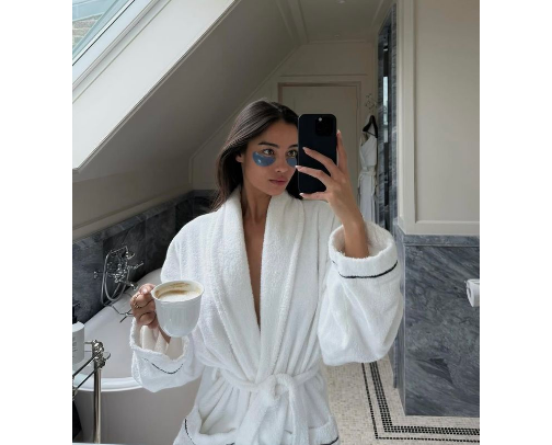 The It-Girl's Post-Shower Necessities🧖‍♀️🫧🩷 cover photo collage