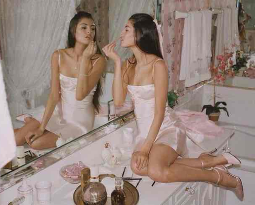 For good hair days 
🌷 cover photo collage