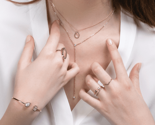 Minimalist Jewelry Recommendations: chunky rings, dainty hoop earrings,comfortable hoop earrings cover photo collage