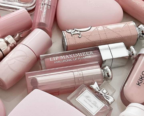 🎀 Clean Girl Makeup Bag cover photo collage