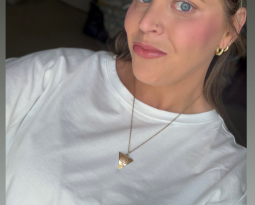 This EFFORTLESS glowy summer make up look cover photo collage