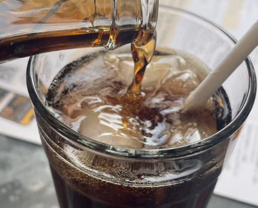 Go-to drinks as a girl trying to cut out caffeine (what I drink instead of coffee) 👀🙅🏼‍♀️ cover photo collage