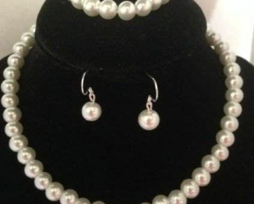JEWELS AND ACCESORIES cover photo collage