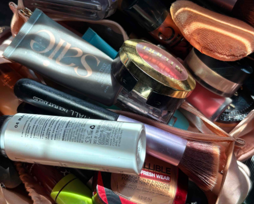 make up 💝💓💖💕🩷 cover photo collage