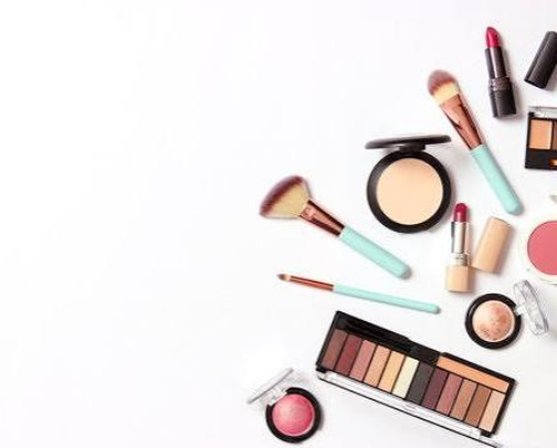 What's in my makeup bag? cover photo collage