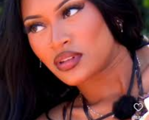 Here’s how to recreate Clarke’s glowy, flawless Love Island look cover photo collage