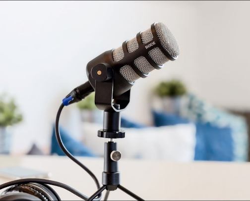 🎤 Essential Gear for the Aspiring Podcaster cover photo collage