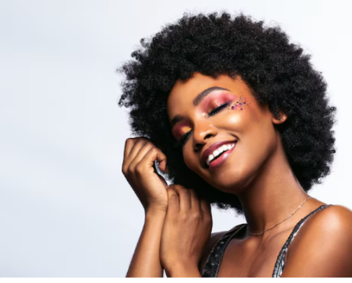 Produits beauté tendance cover photo collage