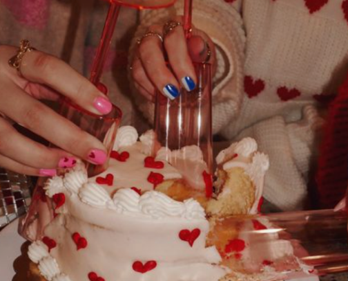 Valentine’s Gift Ideas for Her: Thoughtful Picks for Girlfriend, Wife, Mom & Bestie cover photo collage