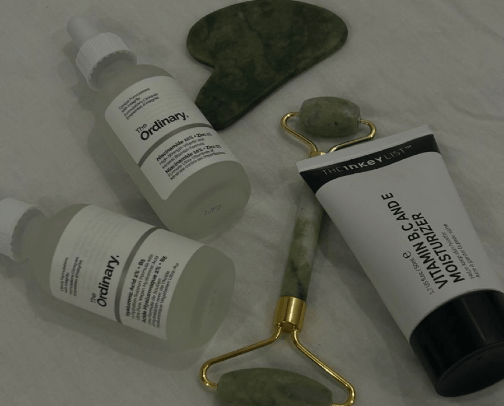 𝓢𝓴𝓲𝓷 𝓒𝓪𝓻𝓮 𝓲𝓼 𝓪 𝓻𝓮𝓯𝓵𝓮𝓬𝓽𝓲𝓸𝓷 𝓸𝓯 𝓼𝓮𝓵𝓯-𝓵𝓸𝓿𝓮. 𝓑𝔂 𝓽𝓪𝓴𝓲𝓷𝓰 𝓽𝓱𝓮 𝓽𝓲𝓶𝓮 𝓽𝓸 𝓬𝓪𝓻𝓮 𝓯𝓸𝓻 𝓸𝓾𝓻 𝓼𝓴𝓲𝓷, 𝔀𝓮 𝓼𝓲𝓰𝓷𝓪𝓵 𝓽𝓸 𝓸𝓾𝓻 𝓫𝓸𝓭𝔂 𝓪𝓷𝓭 𝓶𝓲𝓷𝓭 𝓽𝓱𝓪𝓽 𝔀𝓮 𝓿𝓪𝓵𝓾𝓮 𝓸𝓾𝓻𝓼𝓮𝓵𝓿𝓮𝓼 𝓪𝓷𝓭 𝓽𝓪𝓴𝓮 𝓸𝓾𝓻 𝔀𝓮𝓵𝓵-𝓫𝓮𝓲𝓷𝓰 𝓼𝓮𝓻𝓲𝓸𝓾𝓼𝓵𝔂. cover photo collage