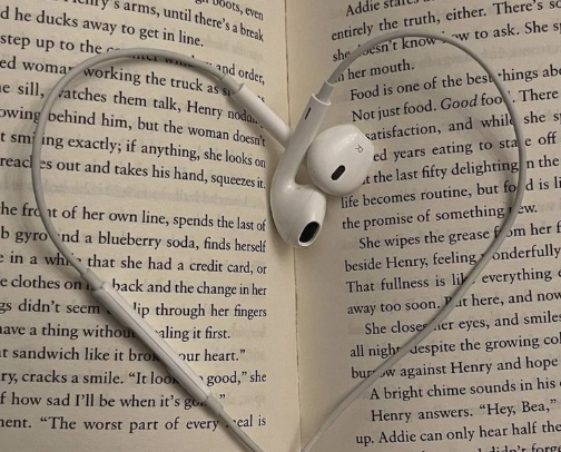 Books worth your time 📚 cover photo collage