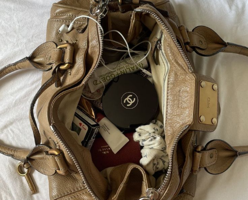 uni bag essentials👜🤎📔 cover photo collage