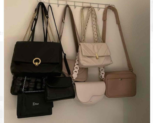 👜 What’s In My Bag ✨ cover photo collage