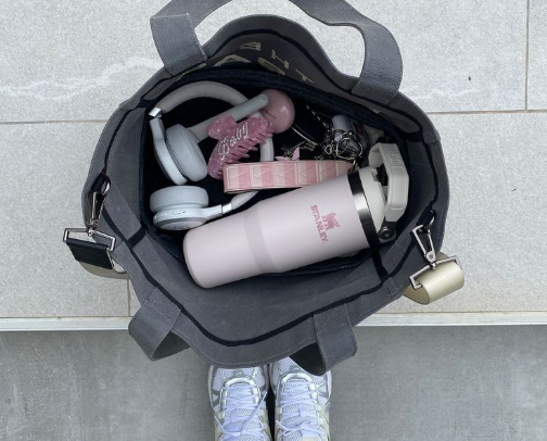 What's in a Baddie's Gym Bag⁉️✨ ON A BUDGET!💁‍♀️ cover photo collage
