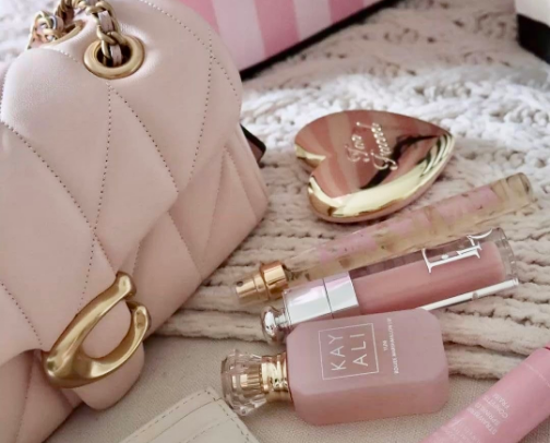 What’s in my purse haul cover photo collage
