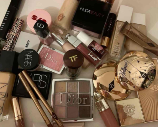 Makeup💄 cover photo collage
