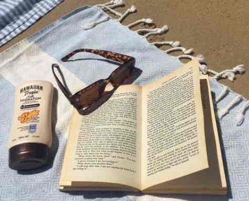 Best Beach Reads 🏖️ | Romance & Feel-Good Novels cover photo collage