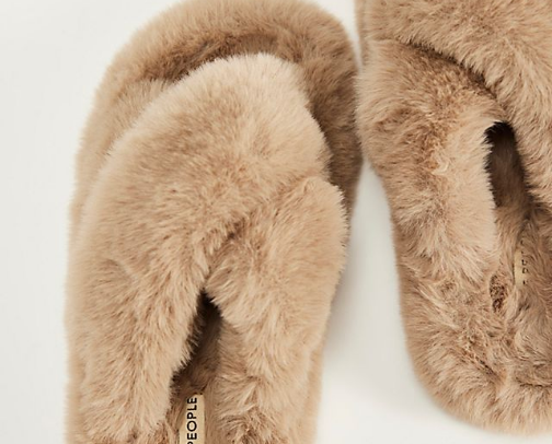 A Holiday Gift Guide For The Fashion and Beauty Lovers cover photo collage