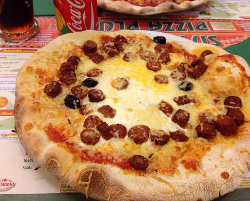 Good Pizza cover photo collage