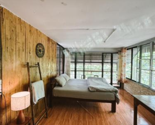 Thailand accom cover photo collage