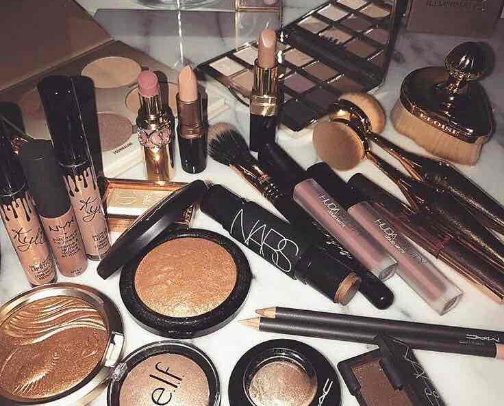 The Makeup I Can’t Live Without  (Holy Grails Only!) As a Dry Skin Girly cover photo collage