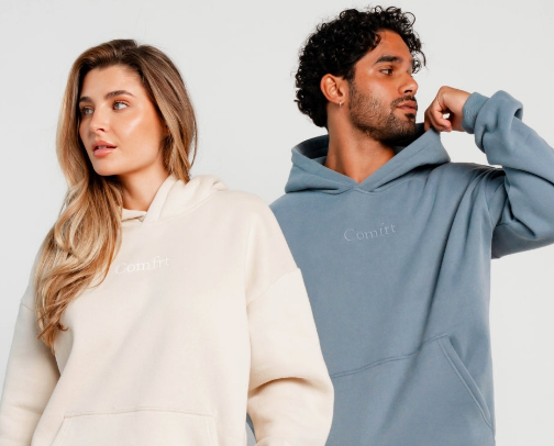 What’s in my travel bag? 🧳 Must have items cover photo collage